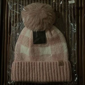 Mauve/Ivory Buffalo Checkered Pom Pom Beanie NWT - (#0373)